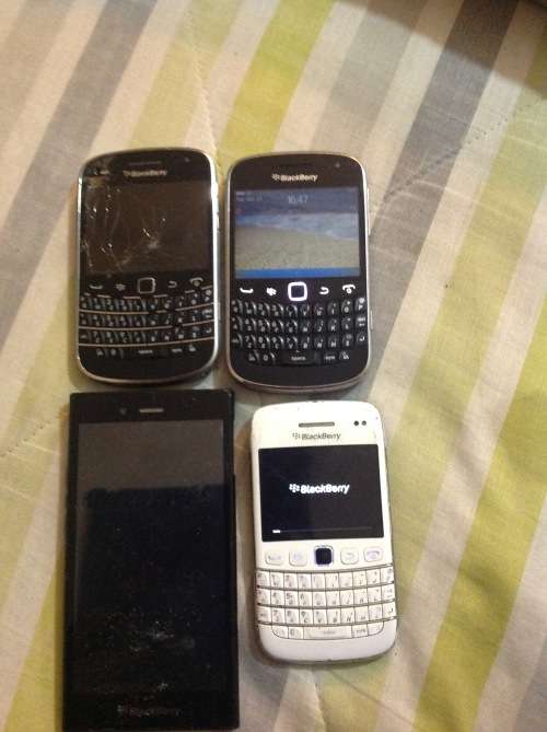 Blackberry lot pls read