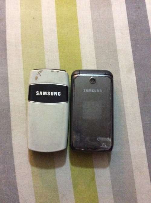 Lot of fones
