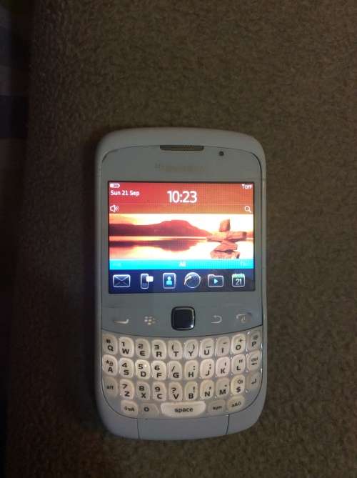 Blackberry 9300