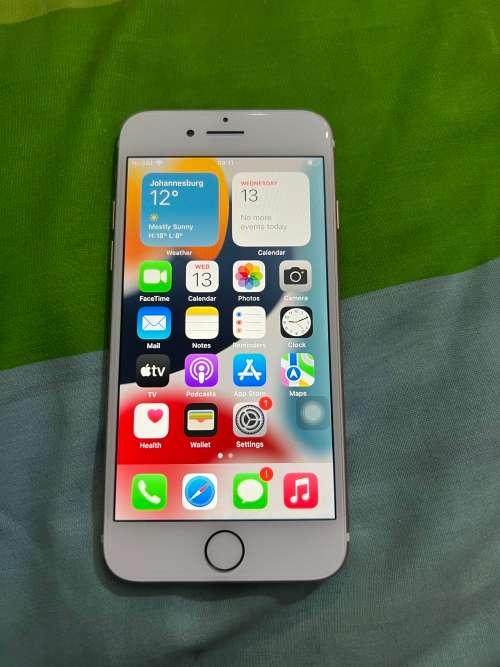 Apple iPhone 7