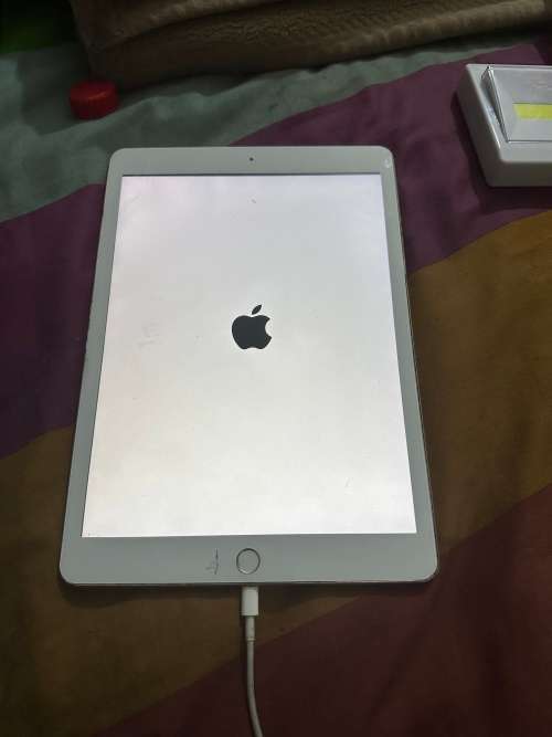 iPad 7