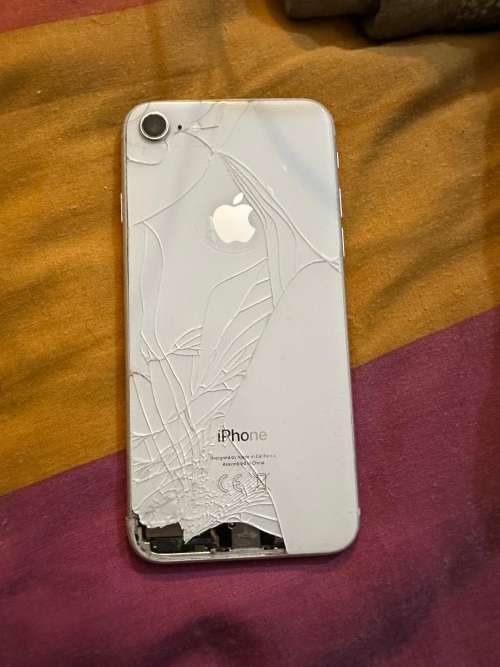 iPhone 8