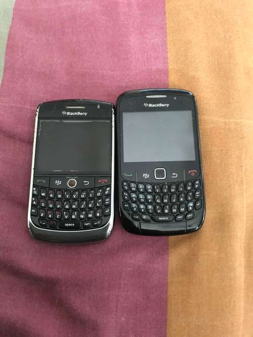 Blackberry 8520+8900
