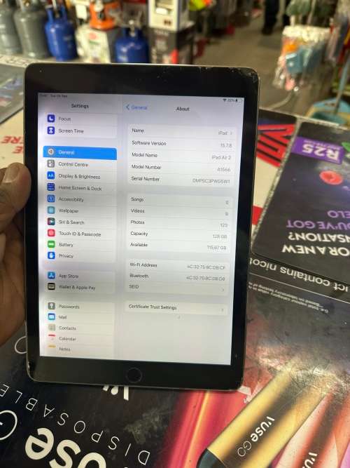iPad 5 128gig