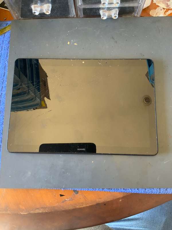 Huawei  tab T5