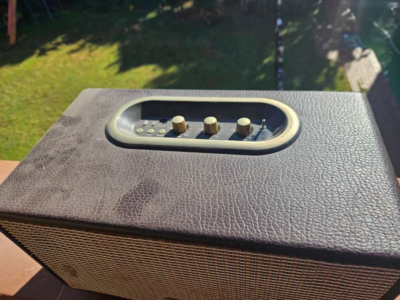 S digital  specker