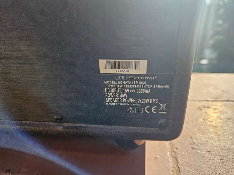 S digital  specker