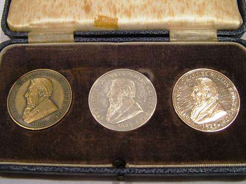 *** RARE *** 1825 - 1902 KRUGER STATUE UNVEILING COIN SET - START @ R1