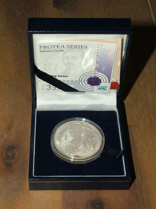 *** MAHATMA GANDHI PROOF PURE SILVER R1 COIN *** START @ CRAZY R1