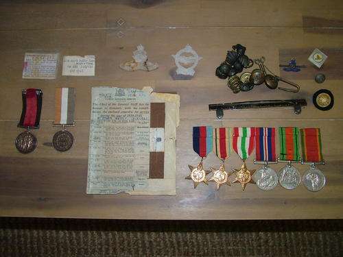 *** SCARCE 1906 NATAL REBELLION MEDAL PLUS WW2 MEDALS TO SAME FAMILY *** START AT CRAZY R1