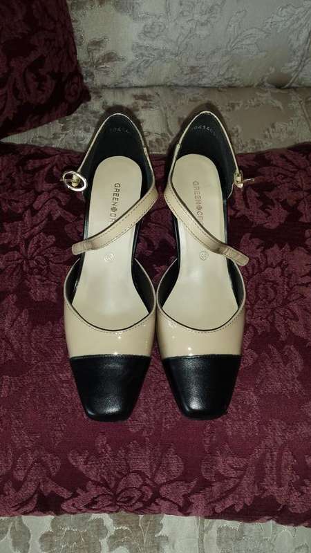 Green cross shoes