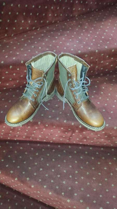 Cat  brown leather high top boots
