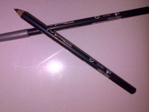 MAC MAKE UP