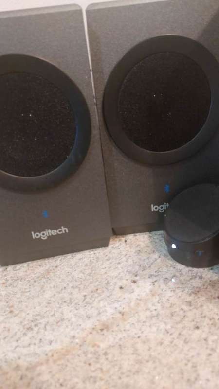Logitech Z337 2.1 Bluetooth Speaker System