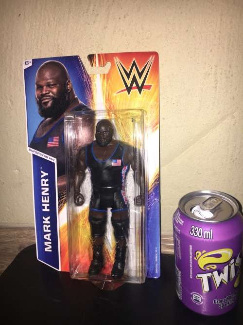 WWE WWE WWE action figures assorted  Mark Henry/ Gold Dust