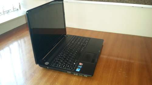 Acer emachines/ intel core i3  2.4GHz/ 1T HDD /4GB RAM /