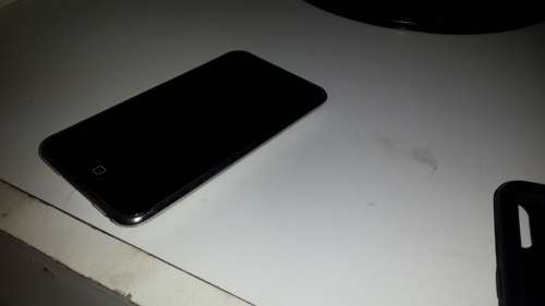 Apple iPod Touch | BLACK | 8GB | MA623C | A1213 *** IPOD TOUCH ***