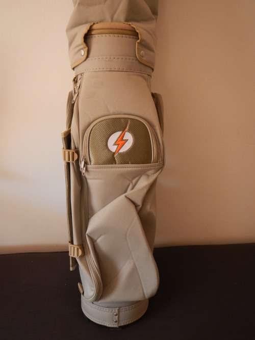 PowerBilt Dynasty Golfclub set with Bag - BRAND SPANKING NEW !