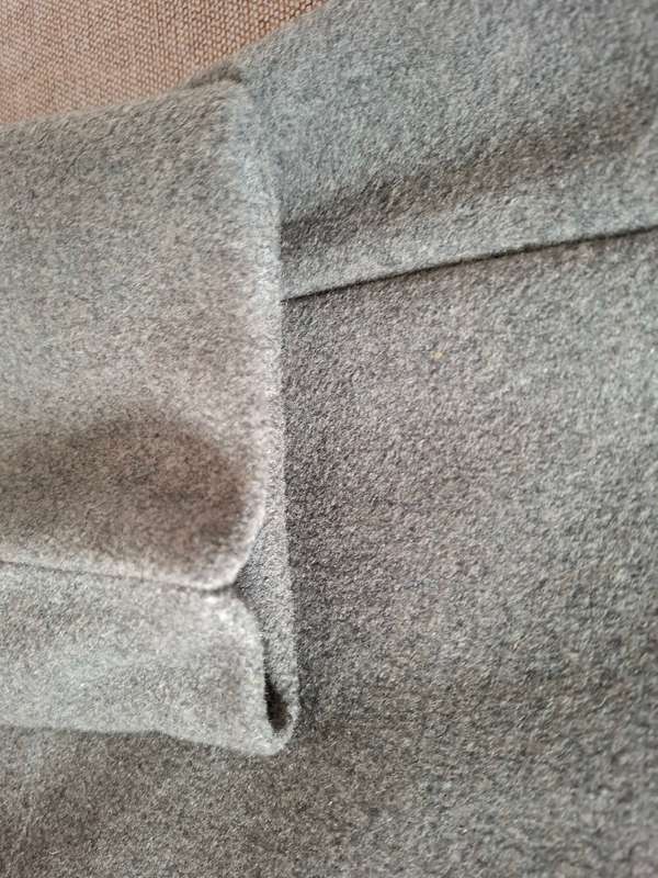 Elegant Ladies Winter Coat L - Mint Condition, Light Grey, Warm, Long, Stunning & Mostly Fleece Wool