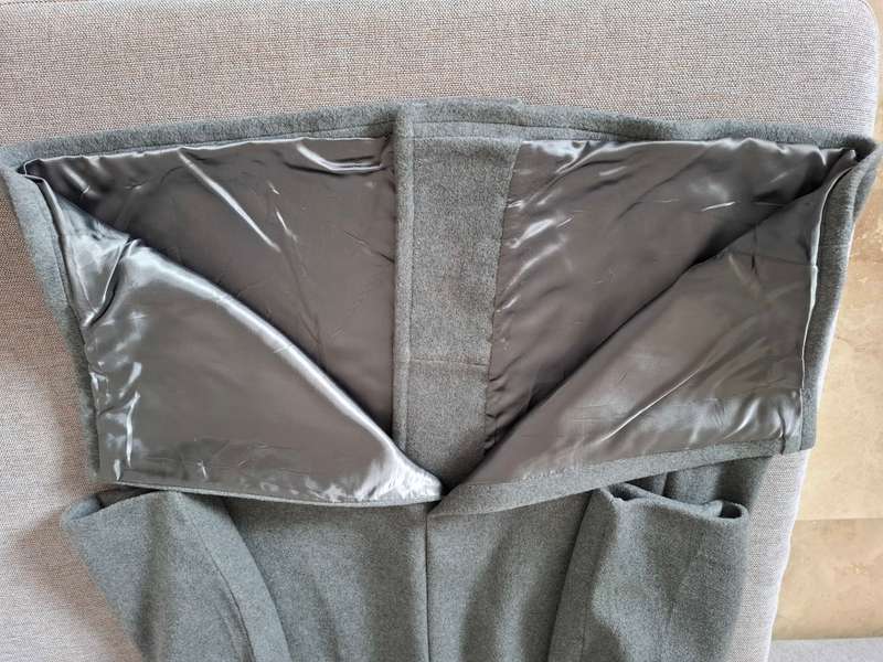Stylish Vintage Grey Ladies Winter Coat - 3/4 length, Warm, Beautiful Silver-grey Lining