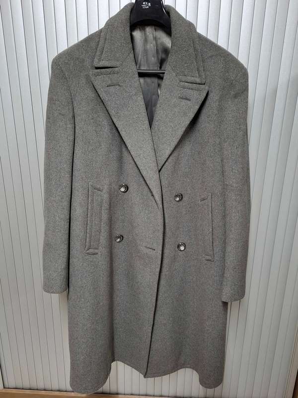 Stylish Vintage Grey Ladies Winter Coat - 3/4 length, Warm, Beautiful Silver-grey Lining