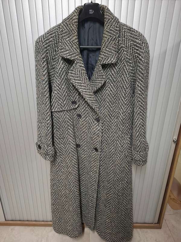 Vintage Classic Herringbone Weave Ladies Winter Coat with cuff detail - XL