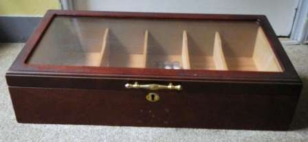 Cigar Display Case with Cedarwood Inner and Selection of Cigars