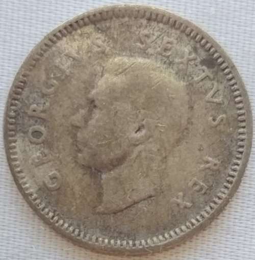 1952  Threepence Coin   SILVER                SUN10583