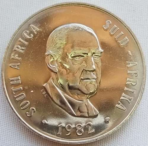 1982   5O   Cent   Coin                SUN10702