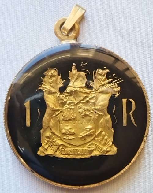 1969  -  SILVER 1 RAND COIN    (GILDED ART)    RSA         SUN11285