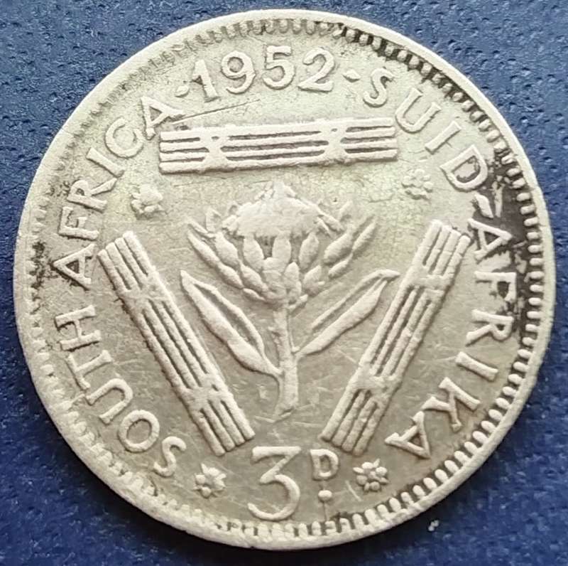 1952  Threepence Coin   SILVER                SUN12330*