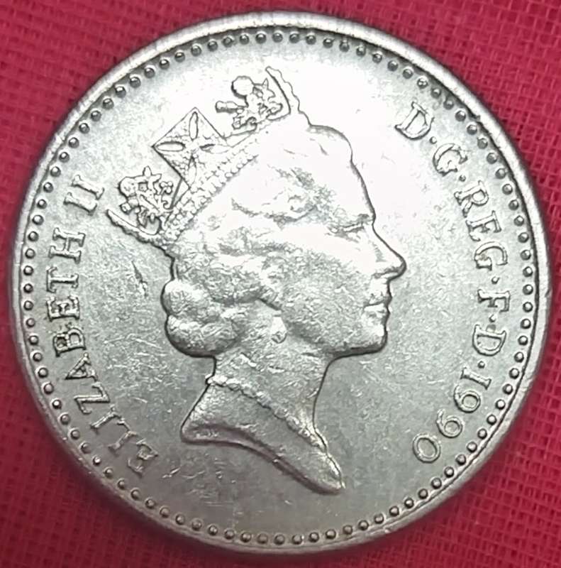 1990 -   FIVE Pence Coin      United Kingdom         SUN12909*