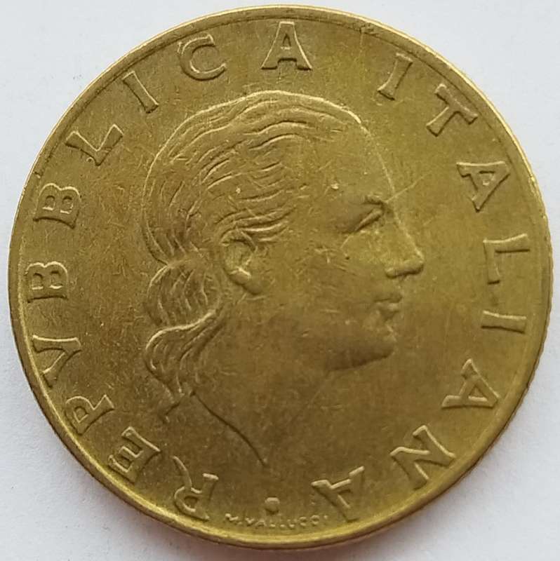 1979  200 Lire     Italy         SUN13112*