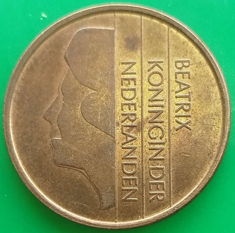 1983  5 Cents      Netherlands          SUN13786*