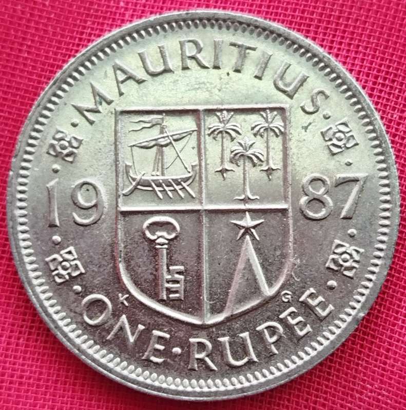 1987  One Rupee Coin     Mauritius       SUN14049*