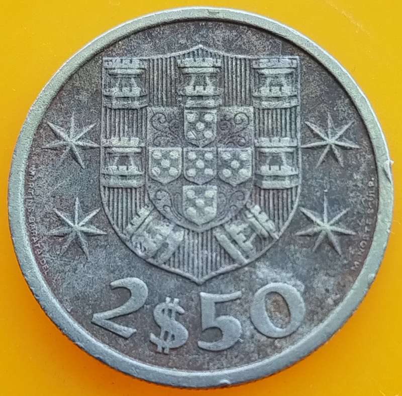 1984   2.5 Escudos   Coin       Portugal        SUN14073*