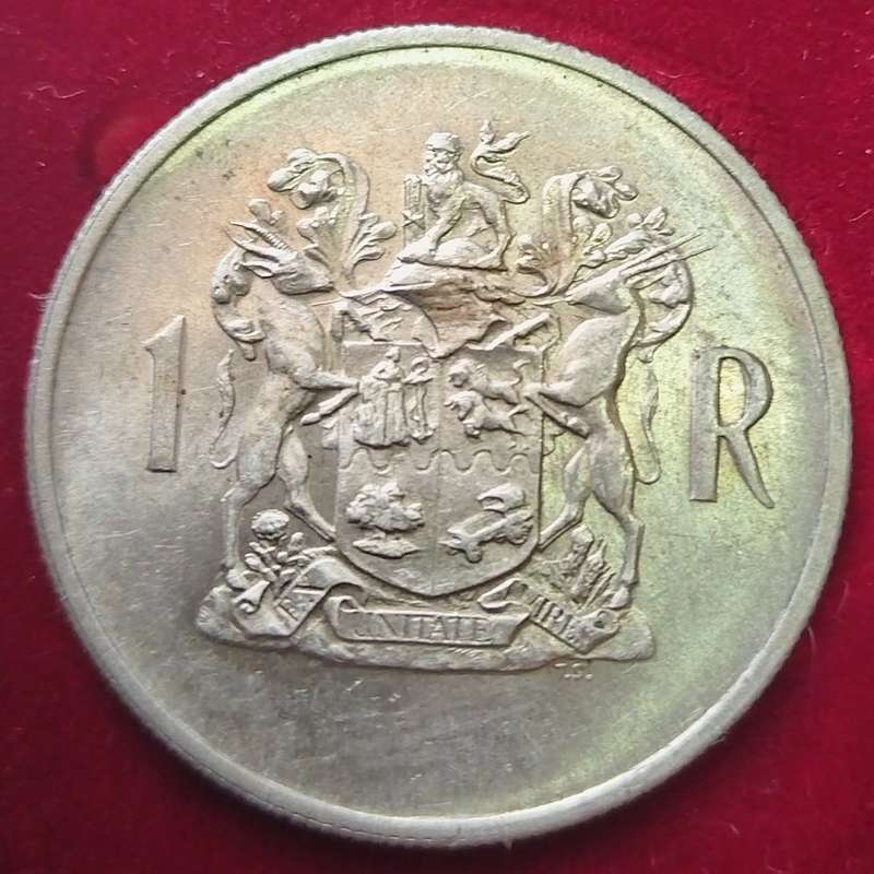 1969  -  SILVER 1 RAND COIN    (80% silver)    RSA         SUN14350