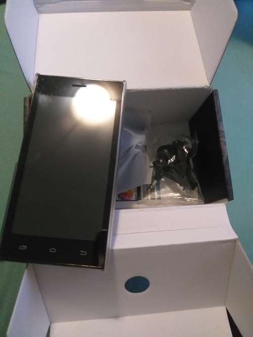 Cell c Luna Dual sim R199 excellent condition