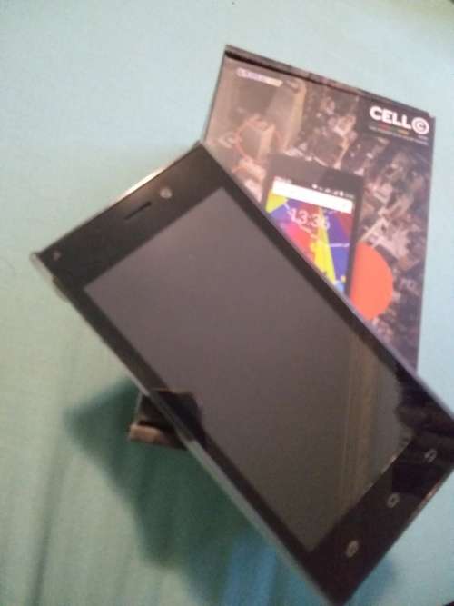 Cell c Luna Dual sim R199 excellent condition