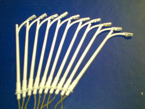 10 HO gauge streetlamps
