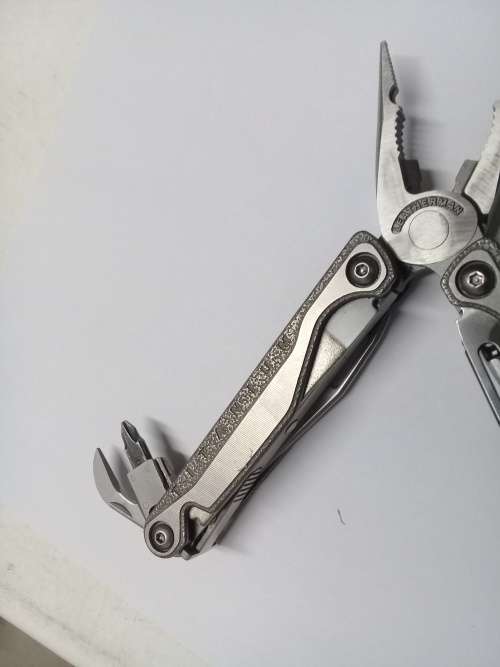 Leatherman charge