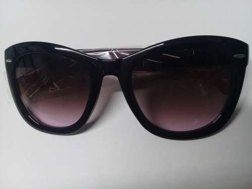 Converse black/pink sunglasses