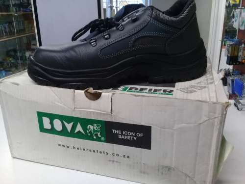 BOVA men's safety boots