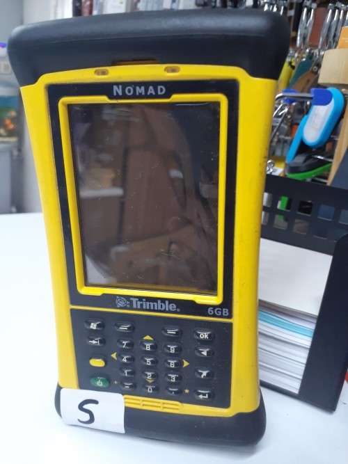 Nomad Trimble Data collector-GPS-CAMERA--SIM--Selling new elsewhere  at R27000...