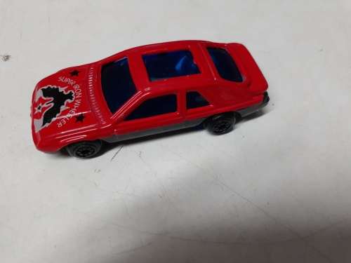 Maisto Die cast metal/plastic vehicles