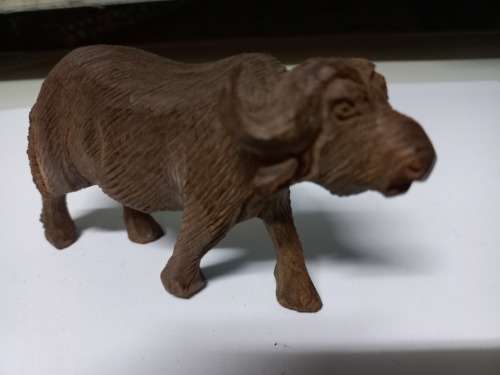 Assorted wood carvings ( Lot of 20 )