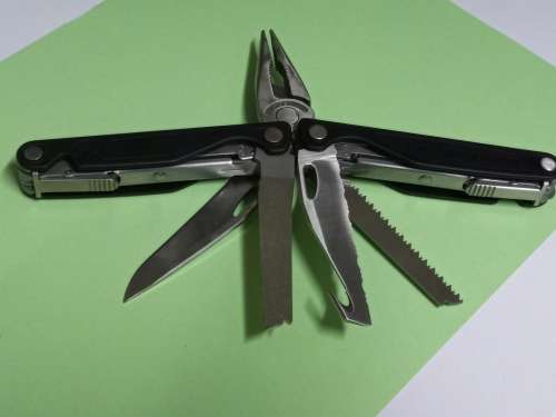 Leatherman Charge plus