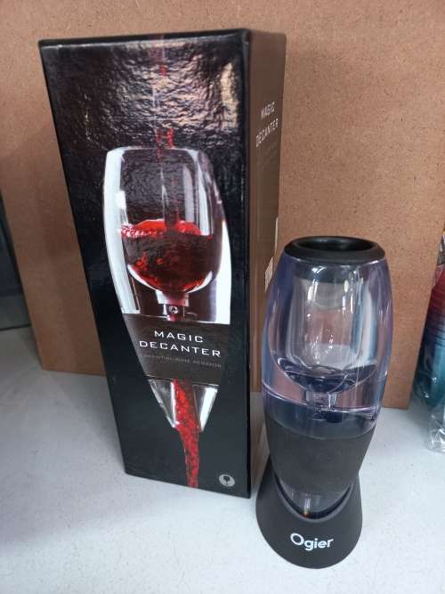 Magic Decanter enjoy your wine from the very first sip