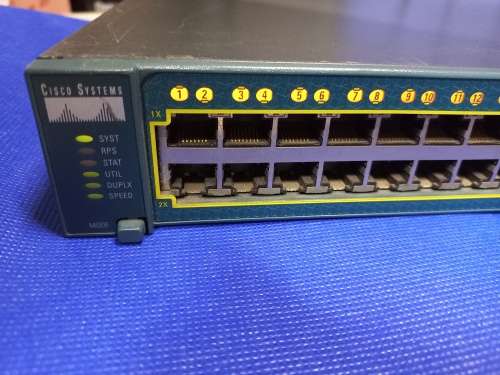 Catalyst 2950 48 port network switch