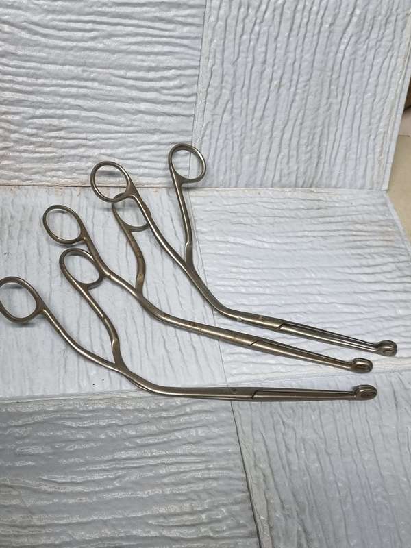 Medical related scissors ( lot of 10 )
